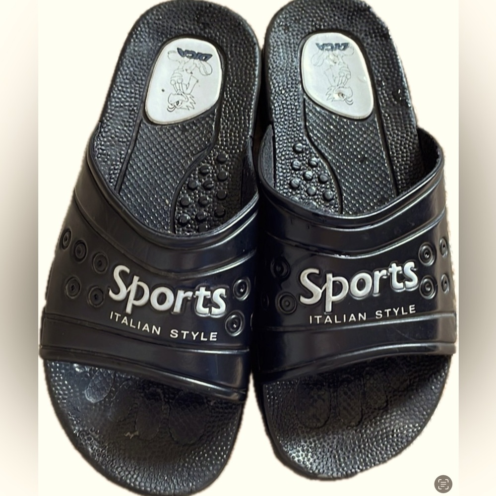 DICA  SPORTS ITALIAN STYLE BLACK FLIP FLOPS